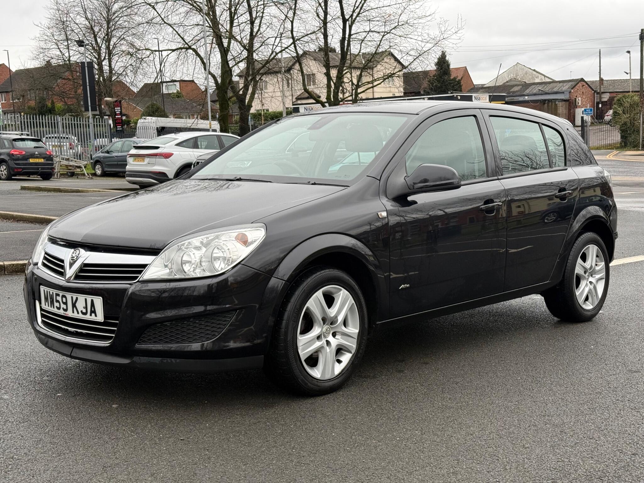 Vauxhall Astra - Image 2