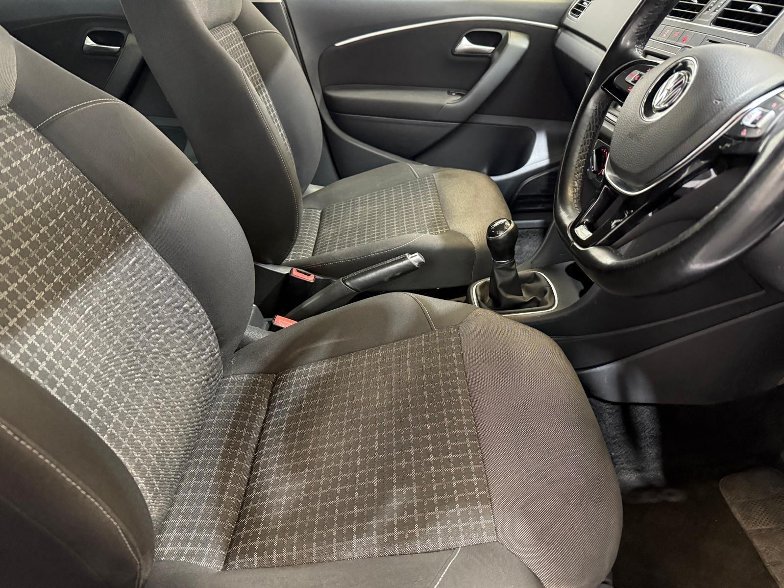 Volkswagen Polo - Image 16