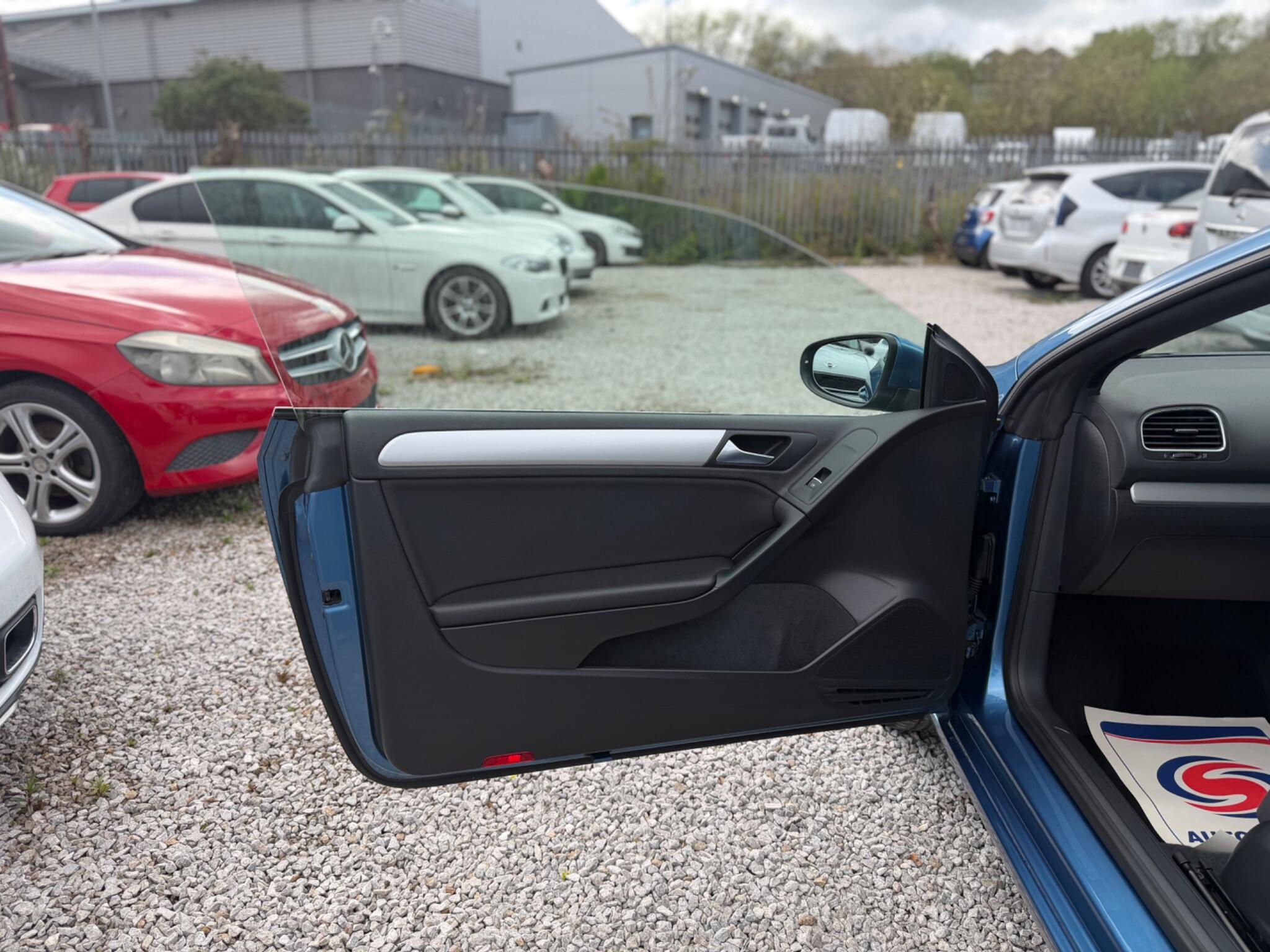 Volkswagen Golf - Image 18