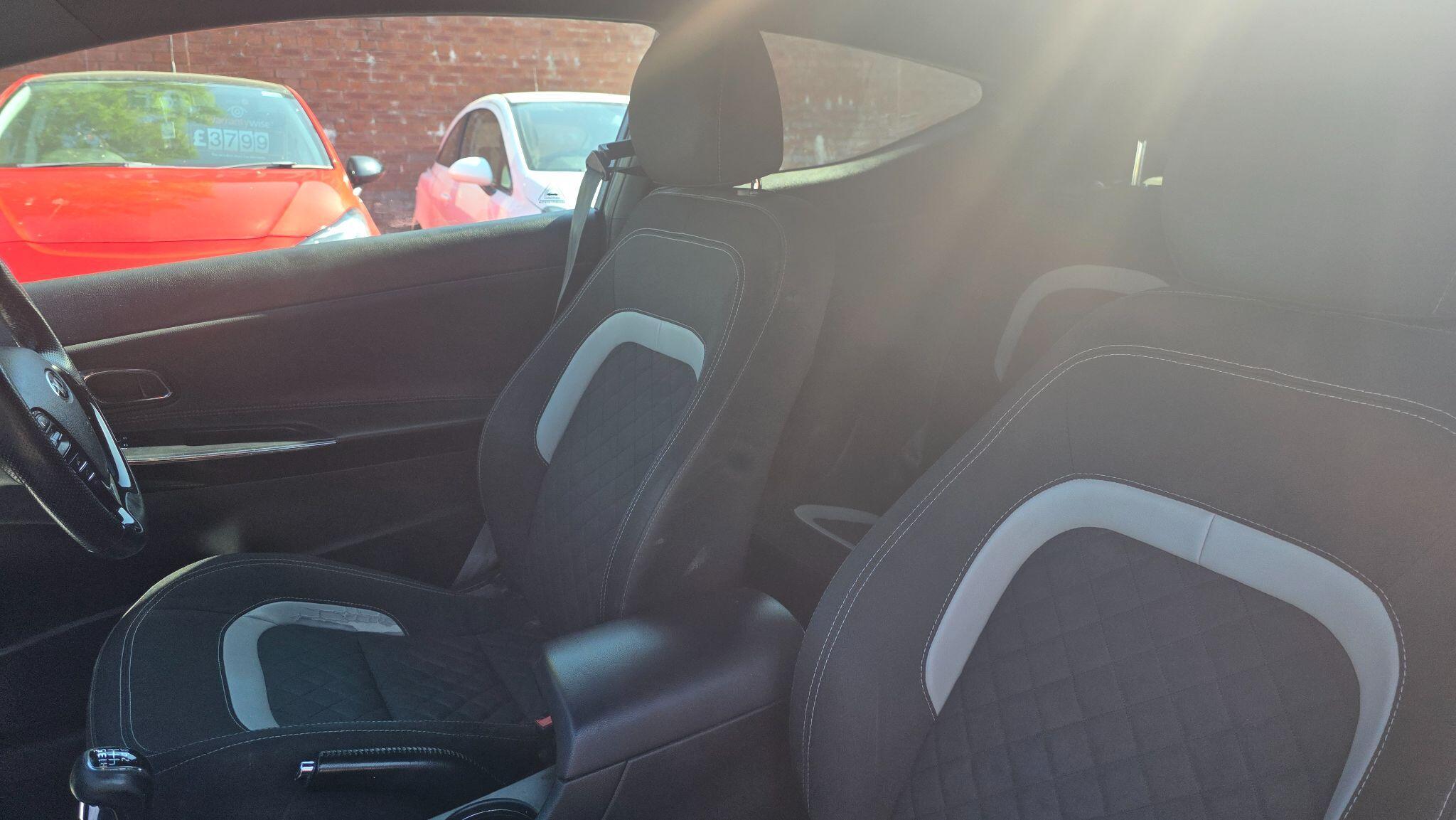 Kia ProCeed - Image 15