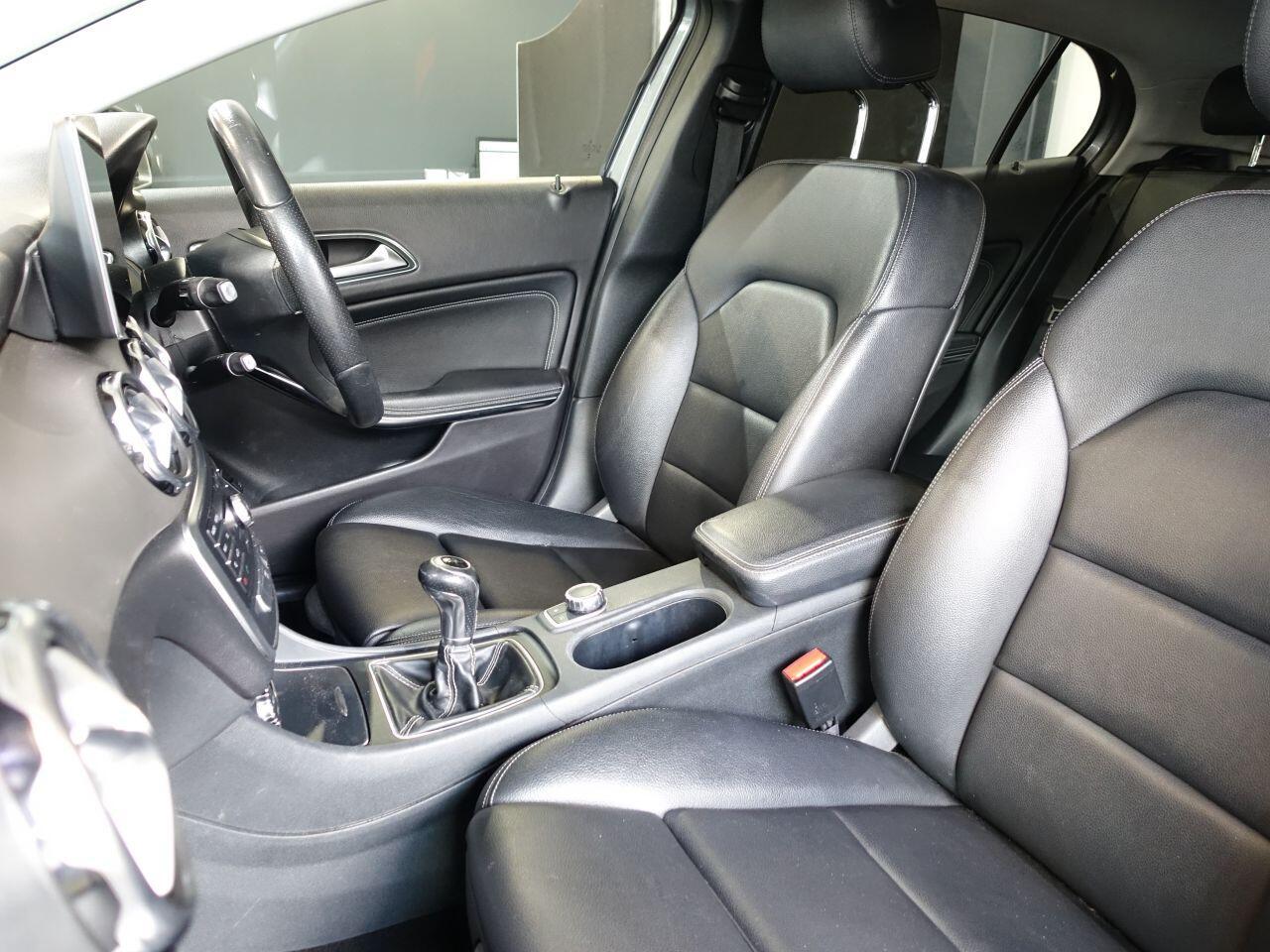 Mercedes-benz GLA - Image 11