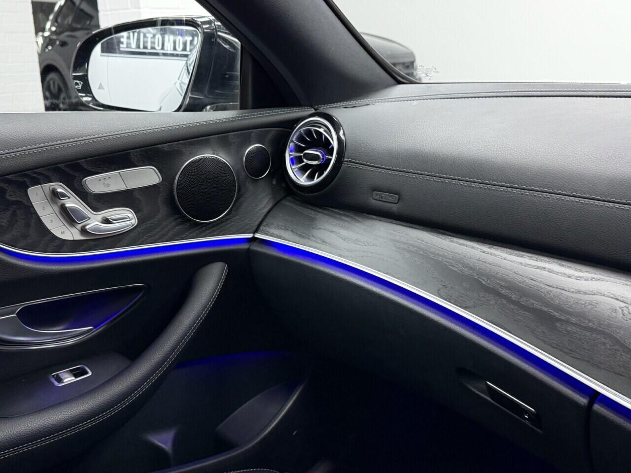 Mercedes E-Class - Image 30