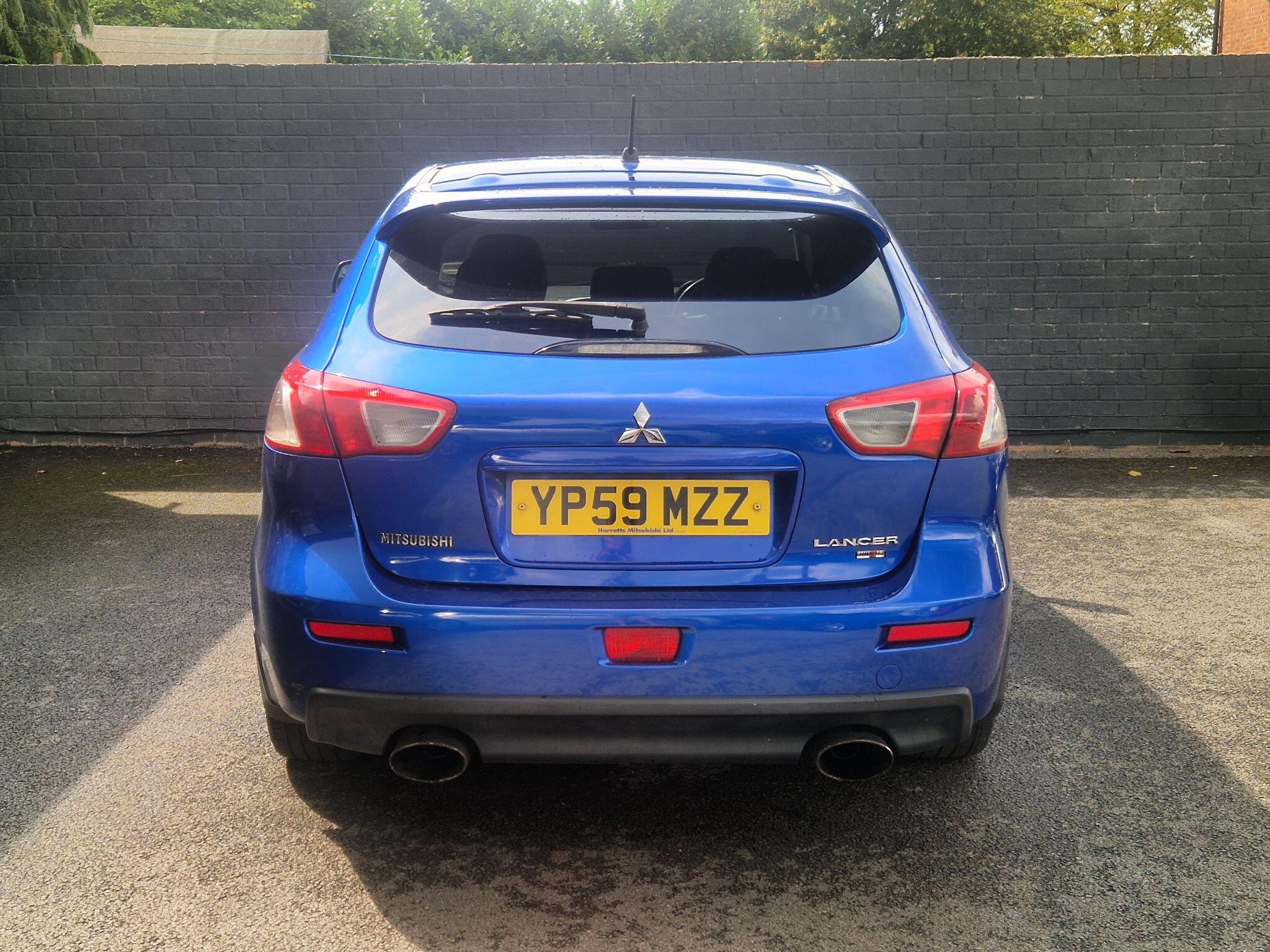 Mitsubishi Lancer - Image 7