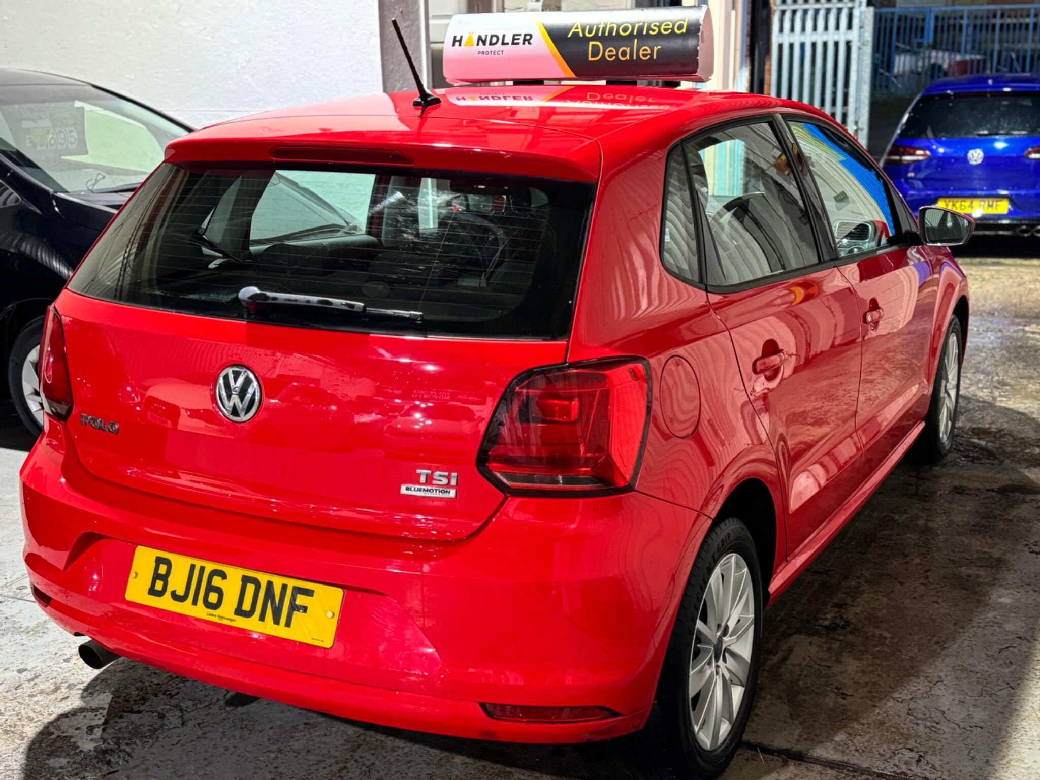 Volkswagen Polo - Image 9