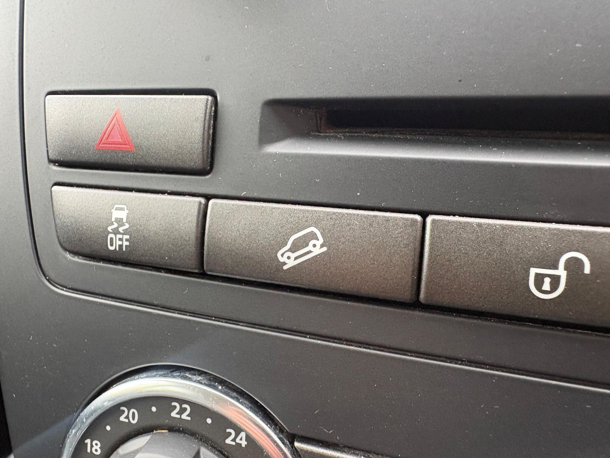 Land Rover Freelander 2 - Image 41