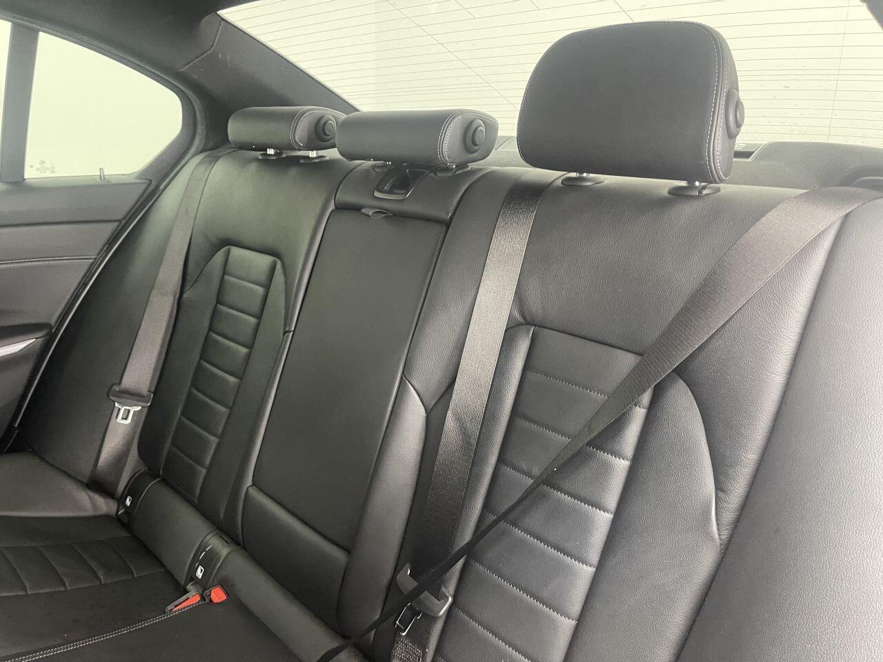BMW 3 Series - Image 15