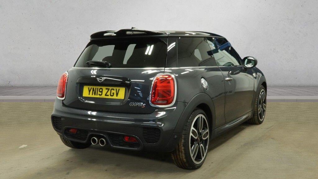 MINI Hatch - Image 4
