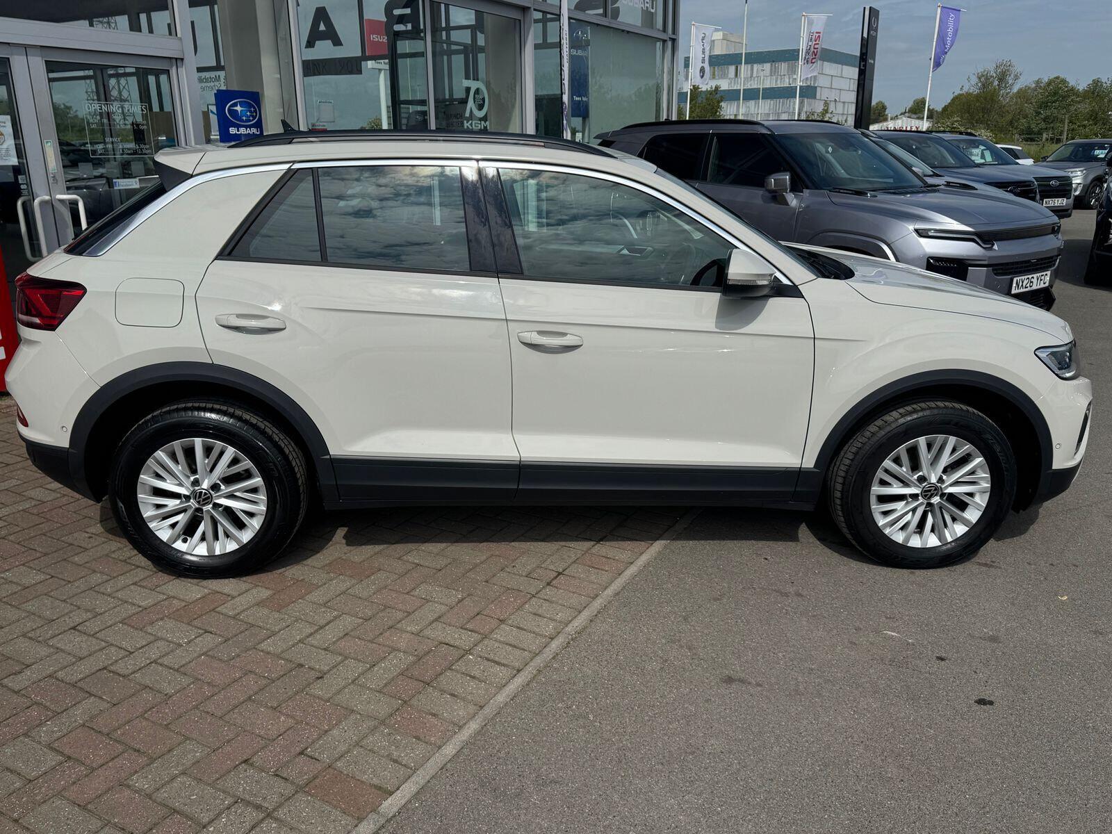 Volkswagen T-Roc - Image 5