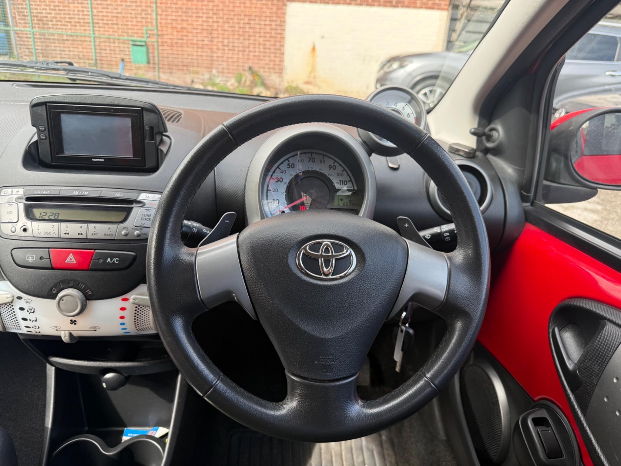 Toyota Aygo - Image 13