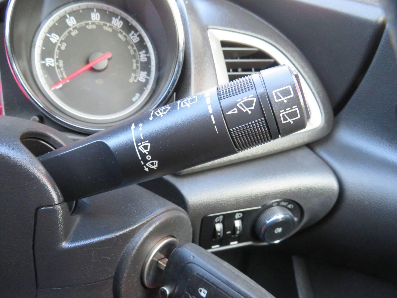 Vauxhall Astra - Image 18