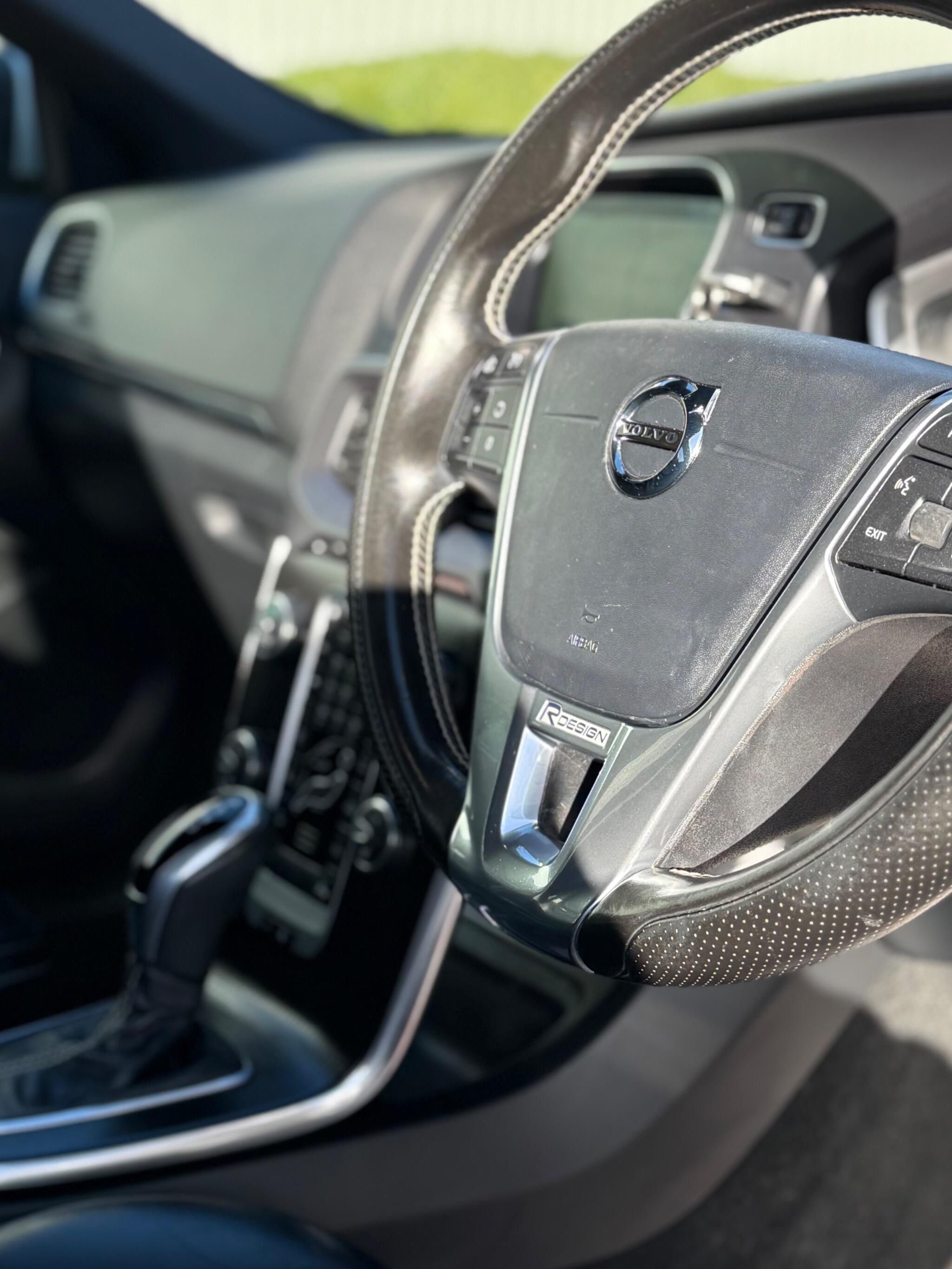 Volvo V40 - Image 23