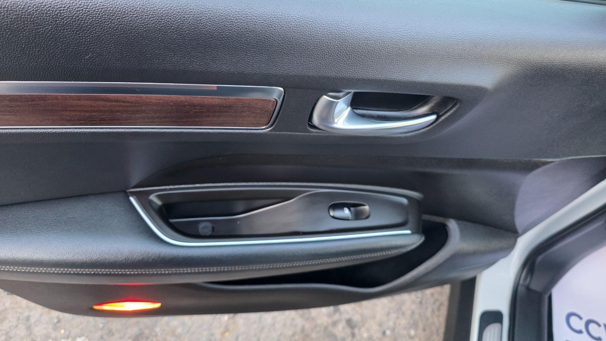 Renault Koleos - Image 41