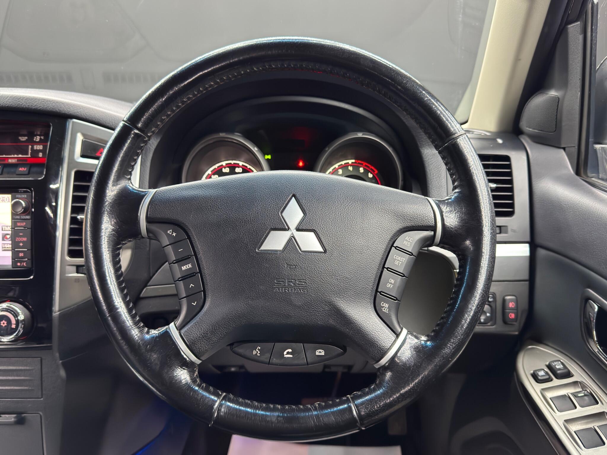 Mitsubishi Shogun - Image 20
