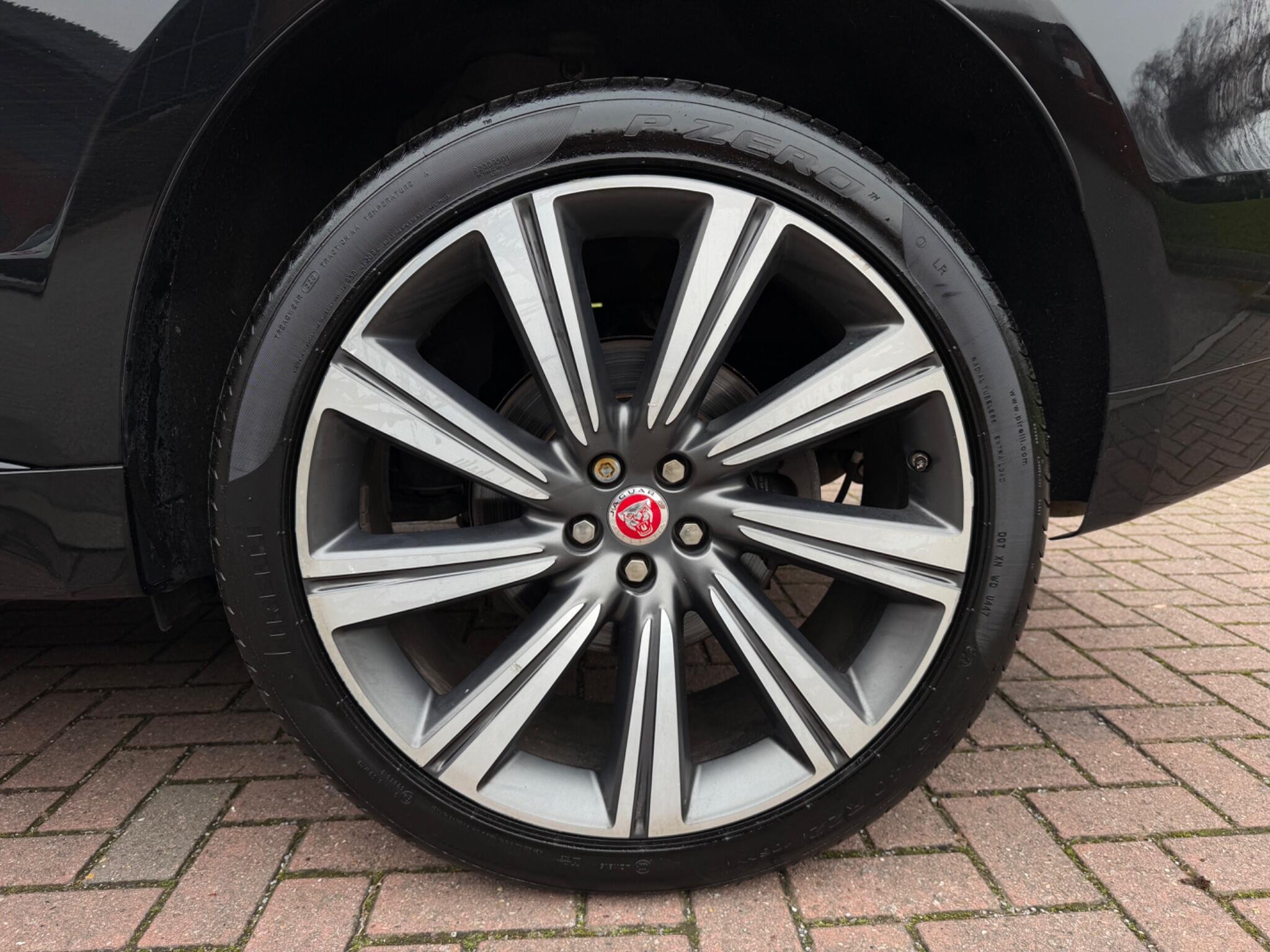 Jaguar F-Pace - Image 45