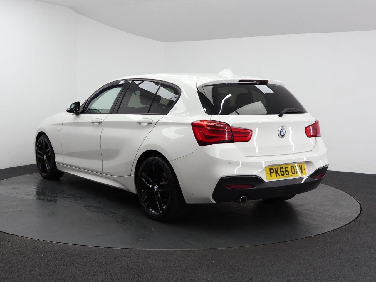 BMW 1 Series - Image 9