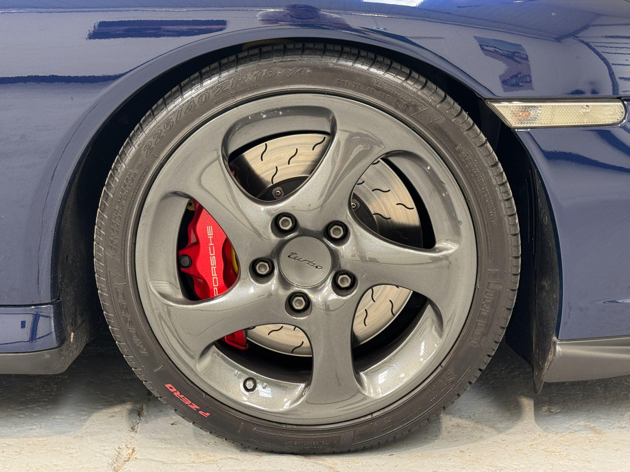 Porsche 911 - Image 26