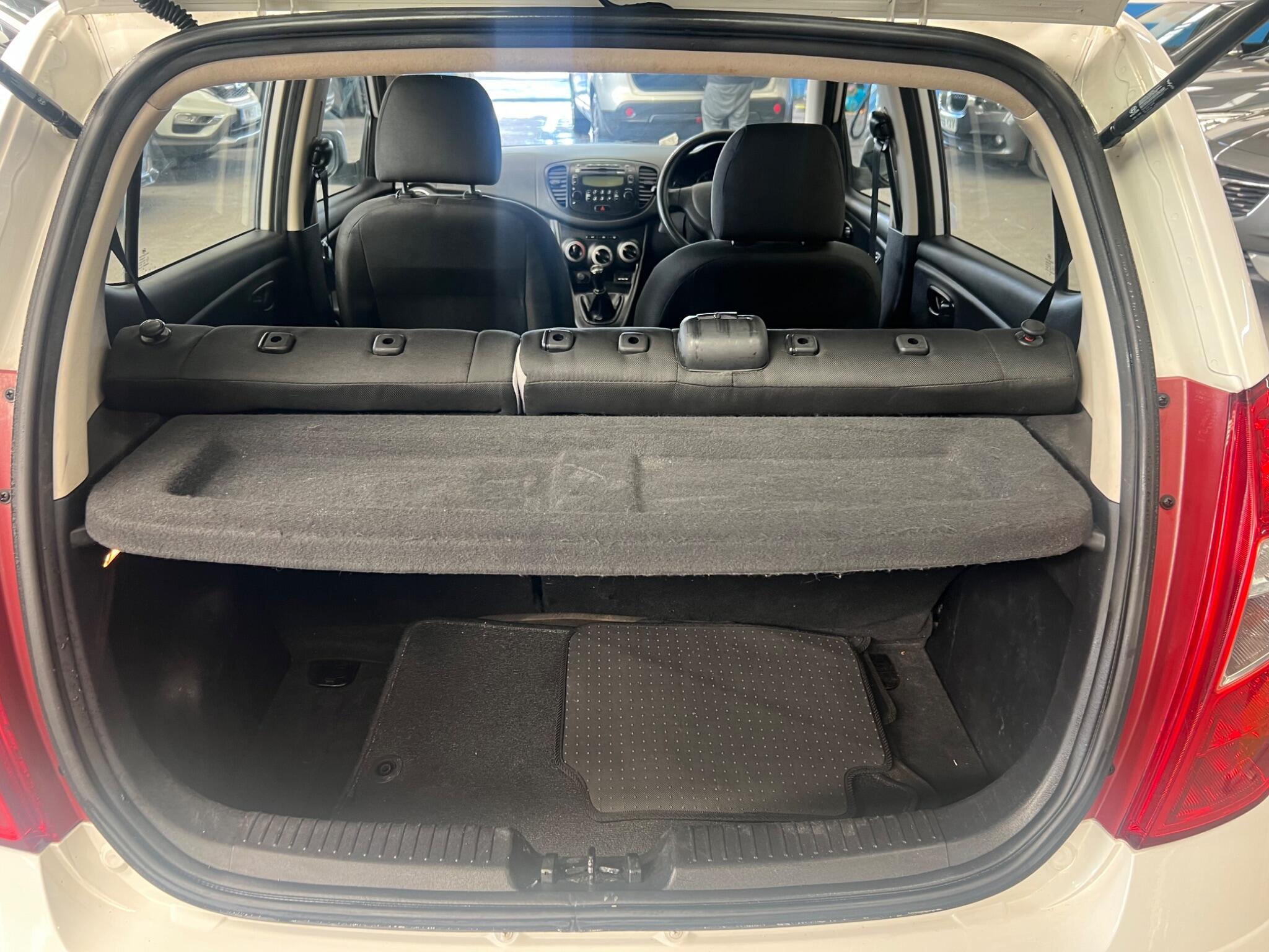 Hyundai i10 - Image 14