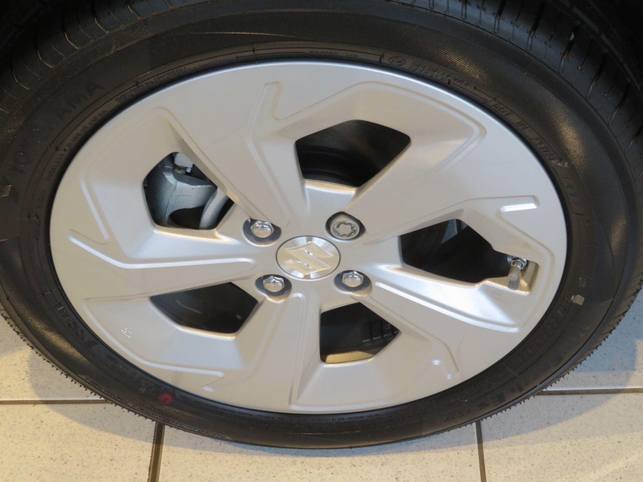 Suzuki Swift - Image 13