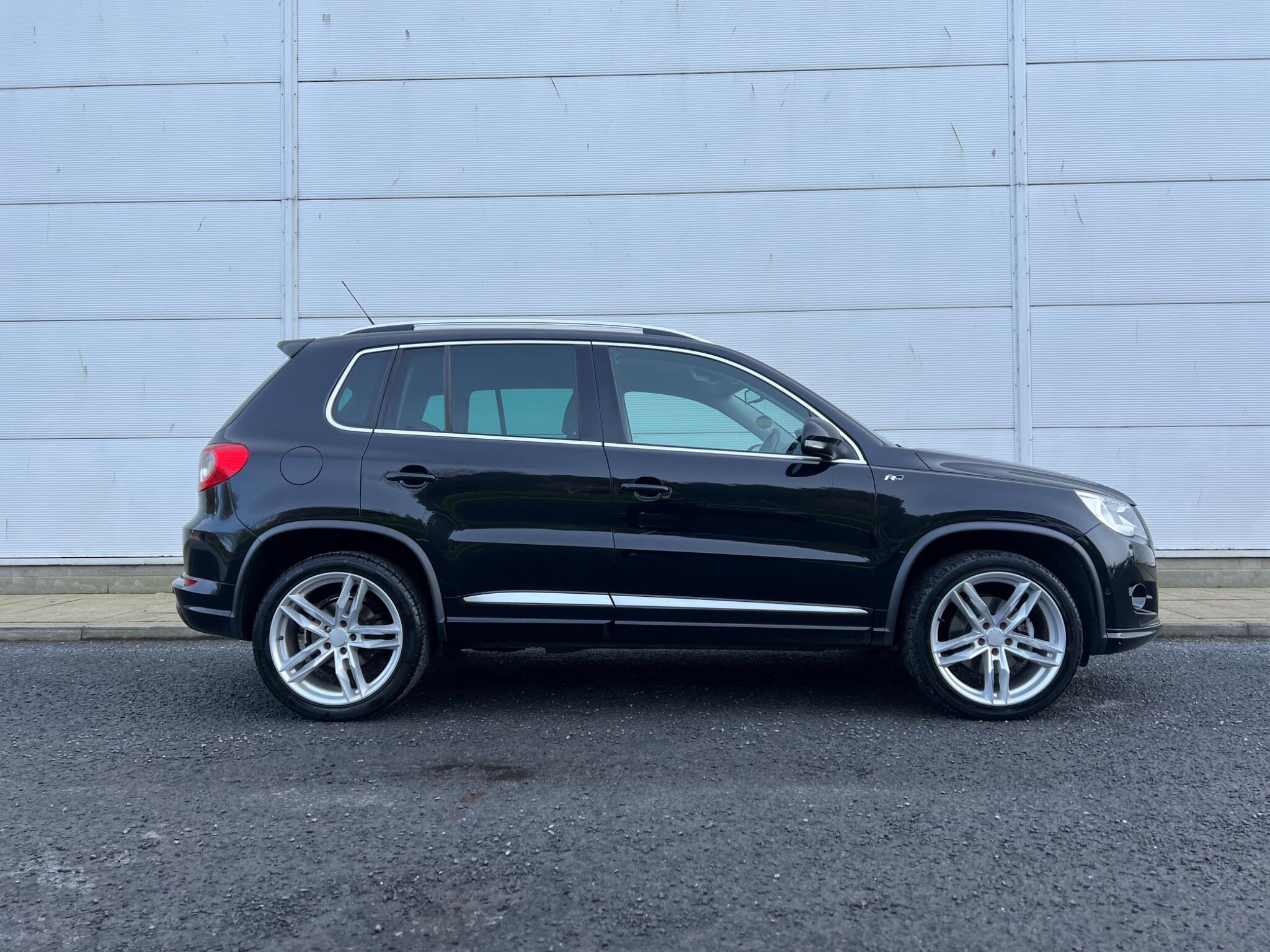 Volkswagen Tiguan - Image 32