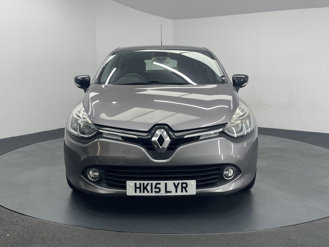 Renault Clio - Image 10