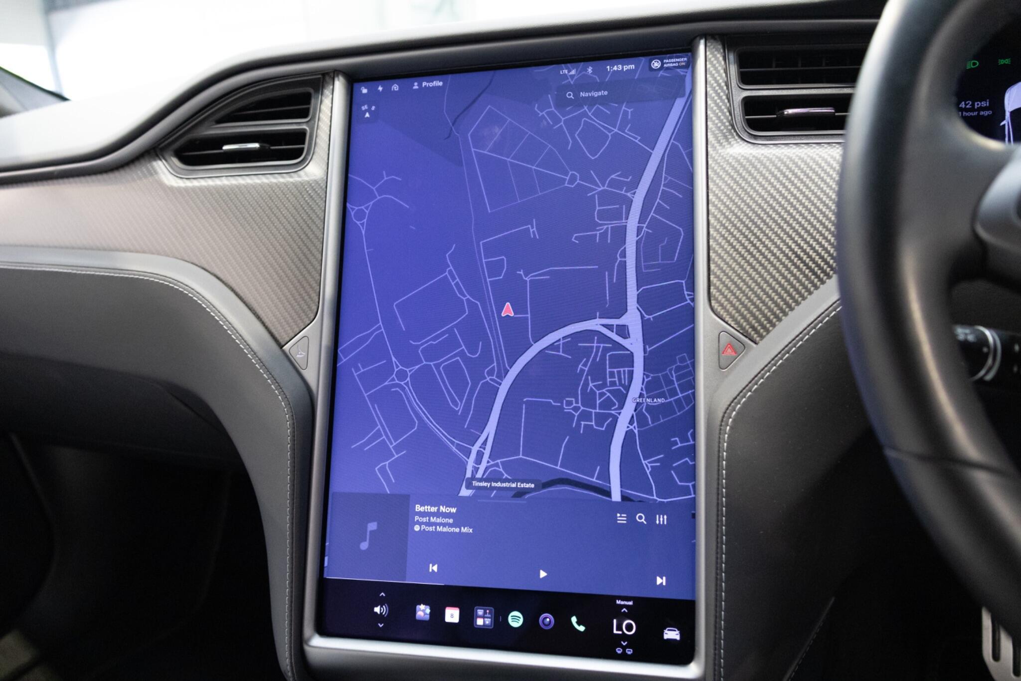 Tesla Model S - Image 14