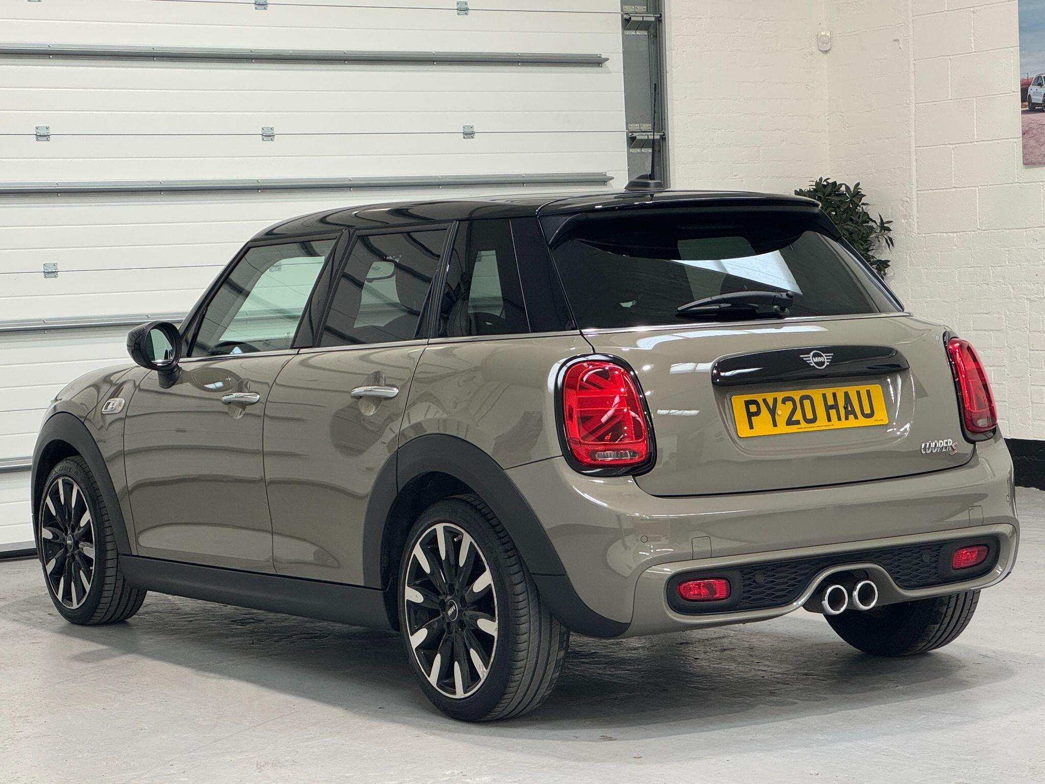 MINI Hatch - Image 15