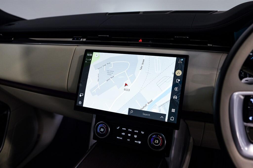 Land Rover Range Rover - Image 26