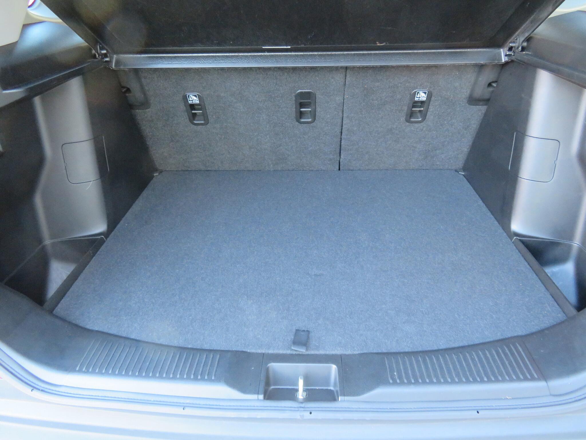 Suzuki S-Cross - Image 9