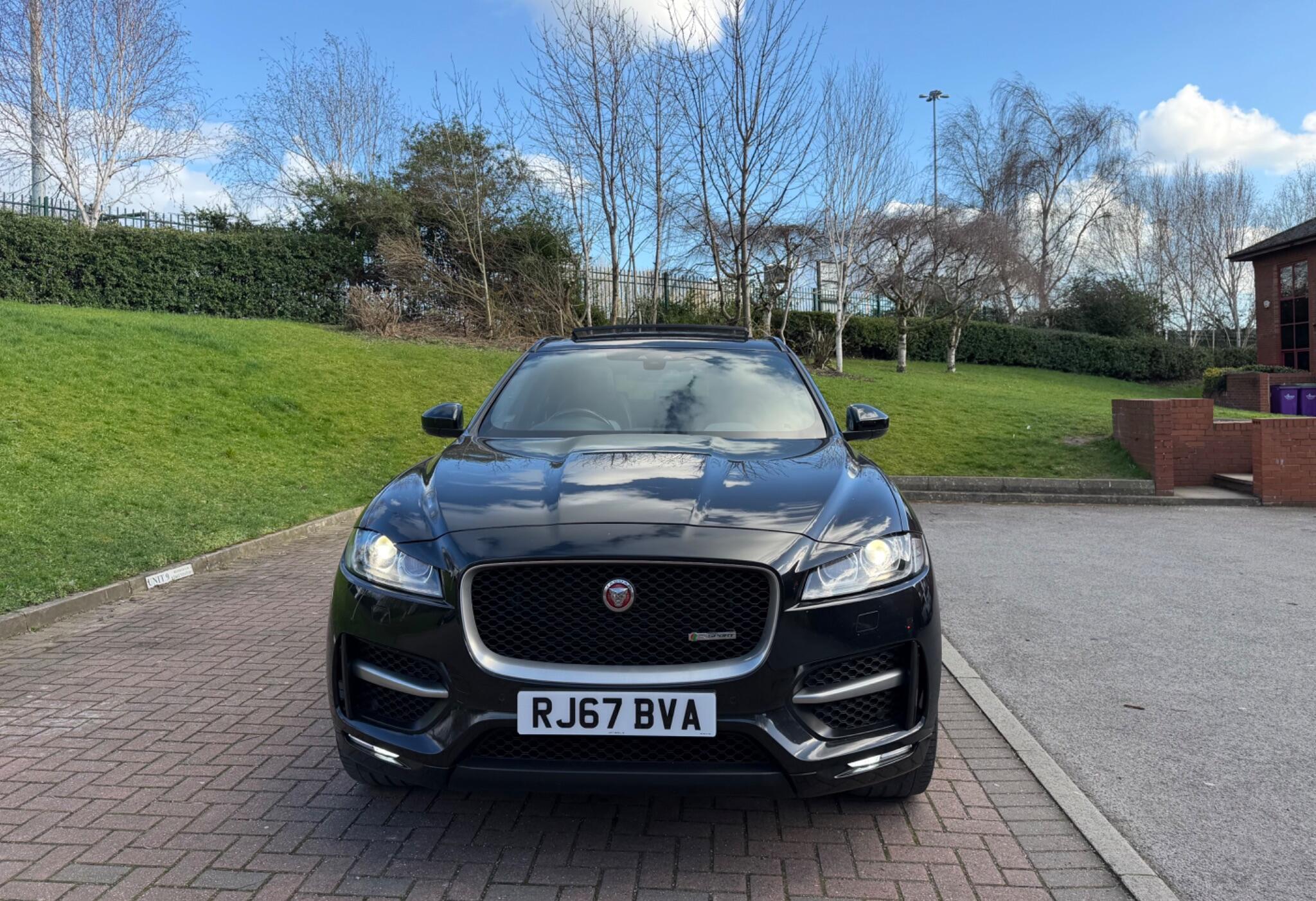 Jaguar F-Pace - Image 9
