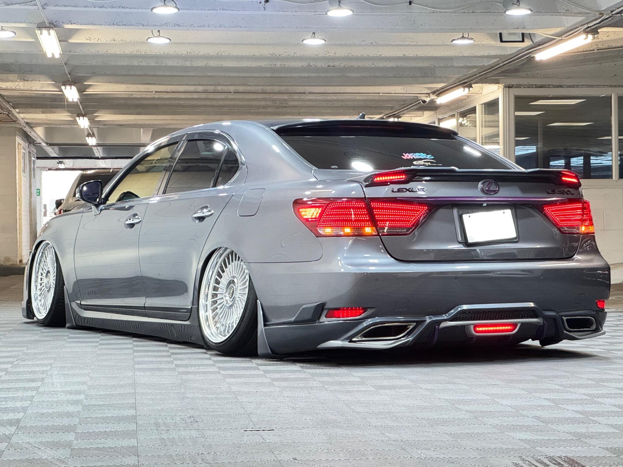 Lexus LS - Image 19