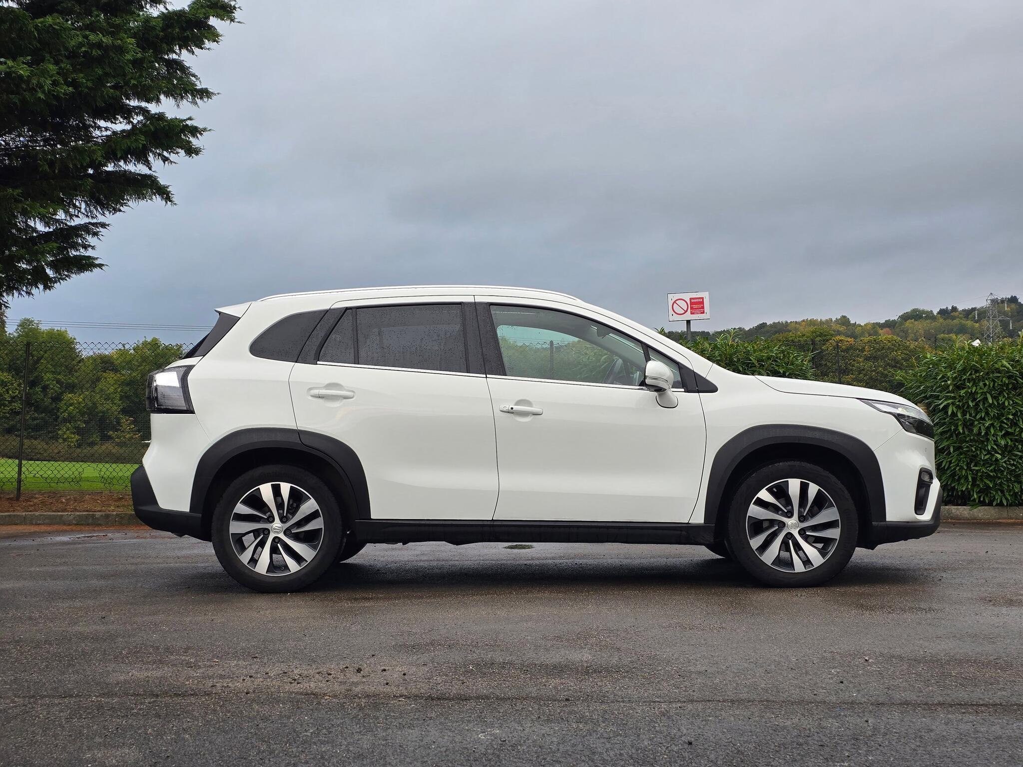 Suzuki S-Cross - Image 11