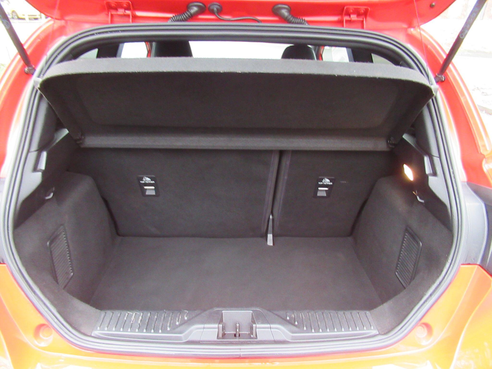 Ford Fiesta - Image 18