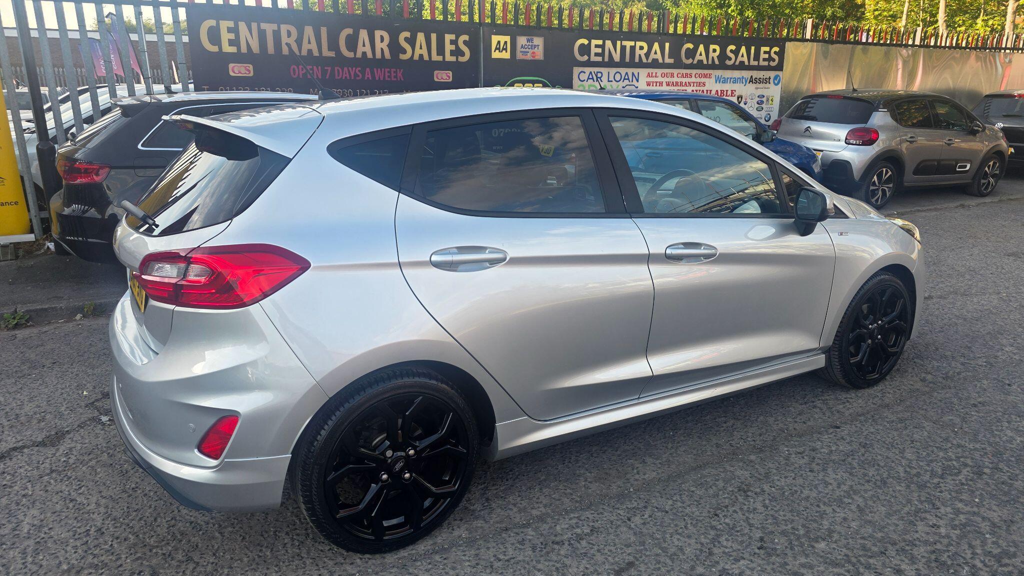 Ford Fiesta - Image 12