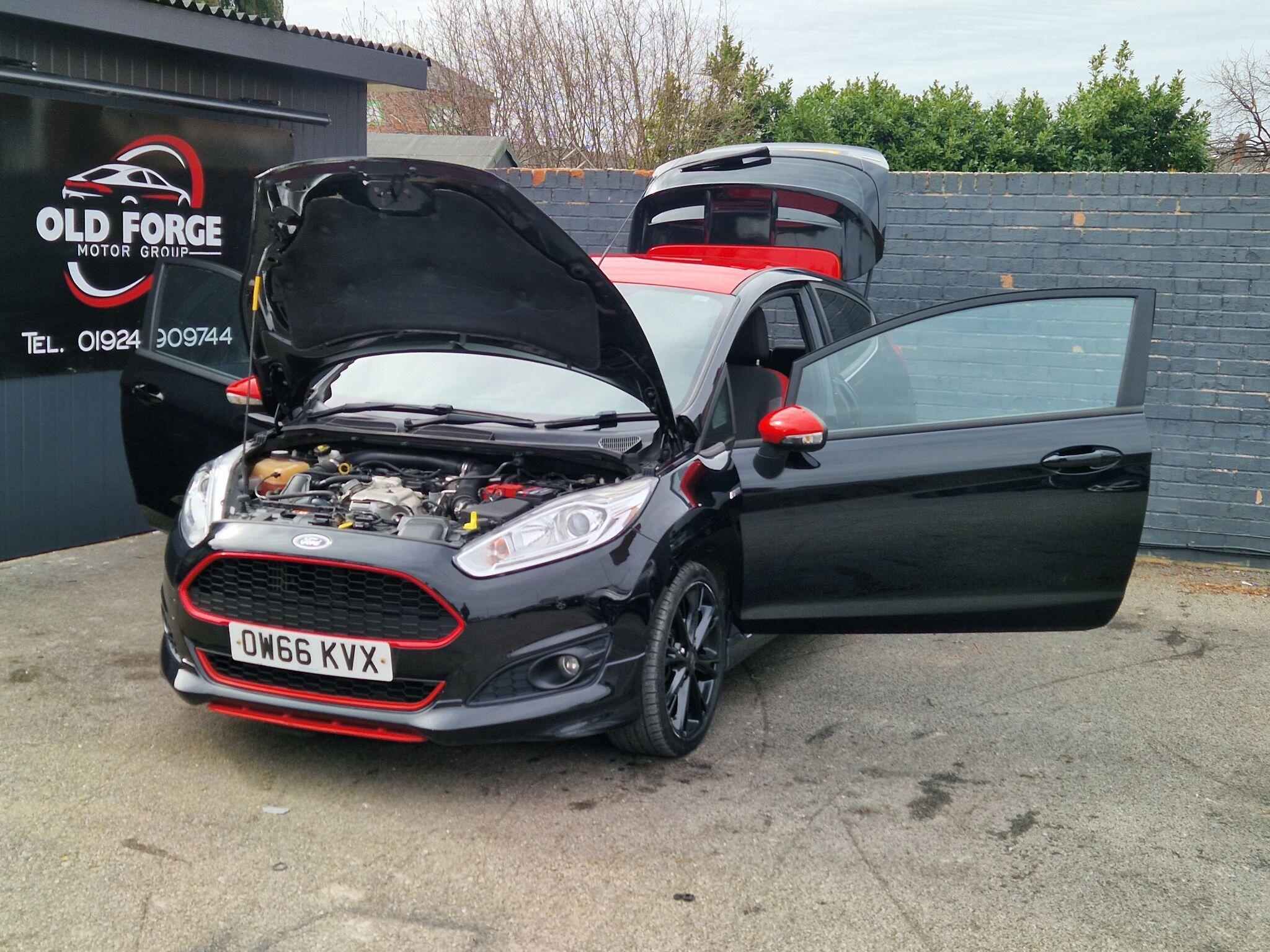 Ford Fiesta - Image 15