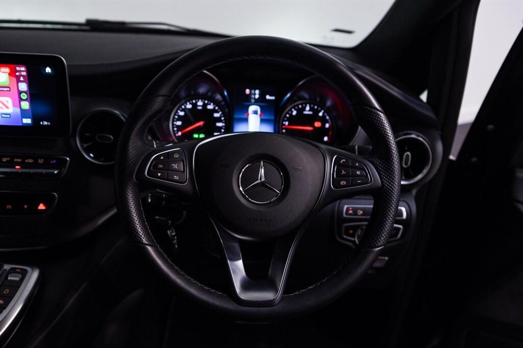Mercedes V Class - Image 31
