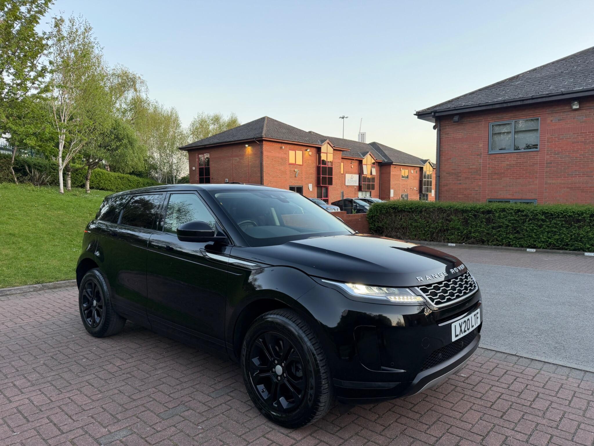 Land Rover Range Rover Evoque - Image 3