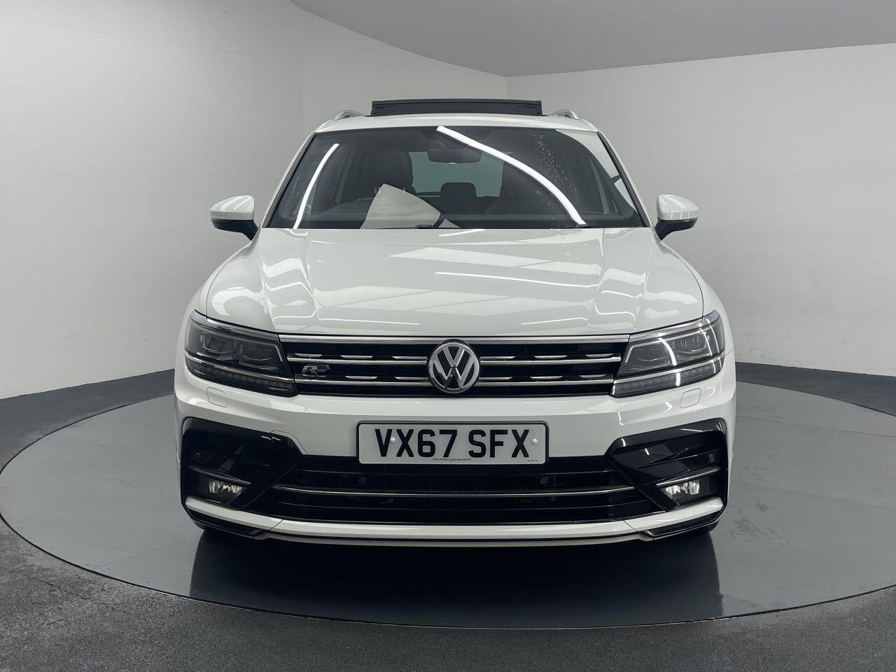 Volkswagen Tiguan - Image 9
