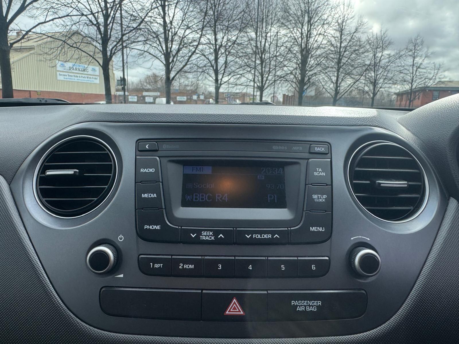 Hyundai i10 - Image 38