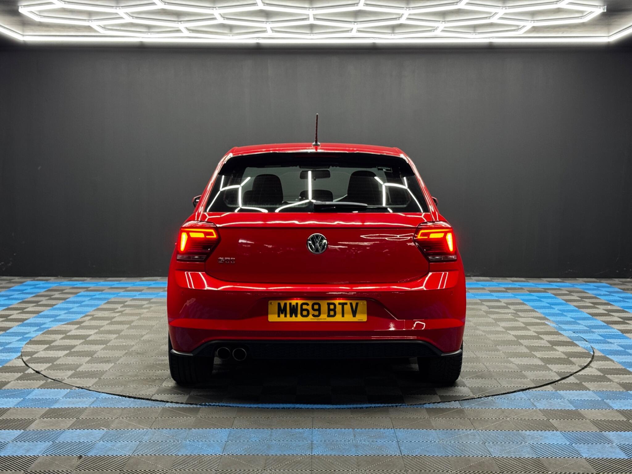 Volkswagen Polo - Image 6
