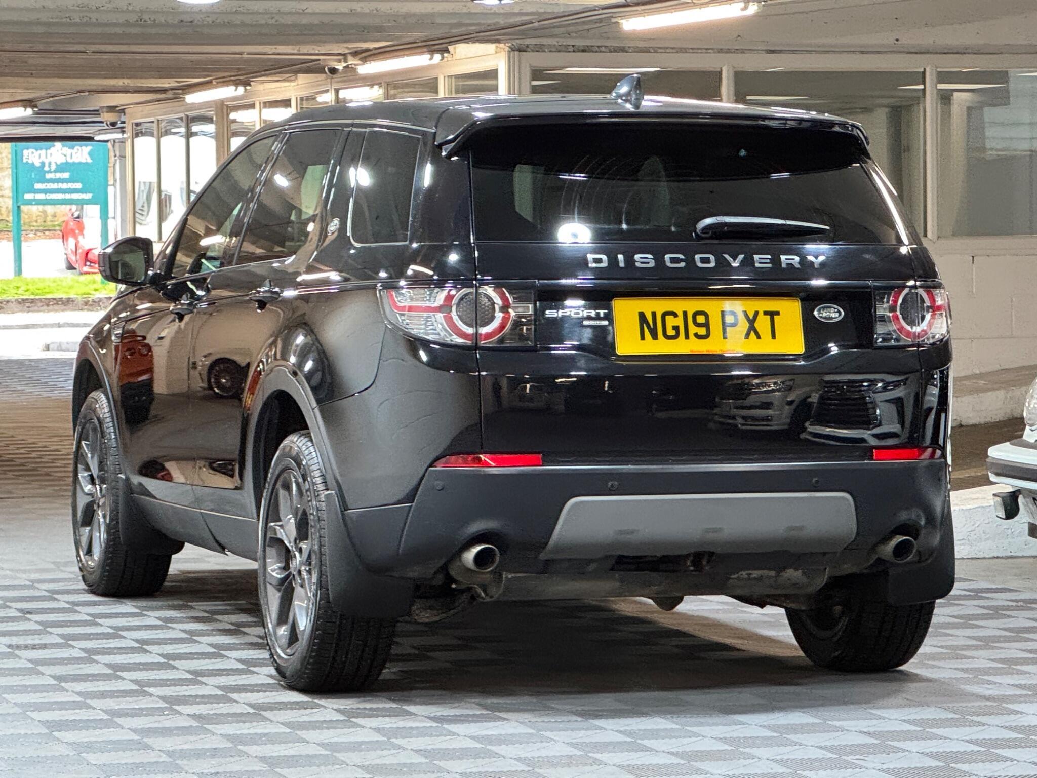 Land Rover DISCOVERY SPORT - Image 3
