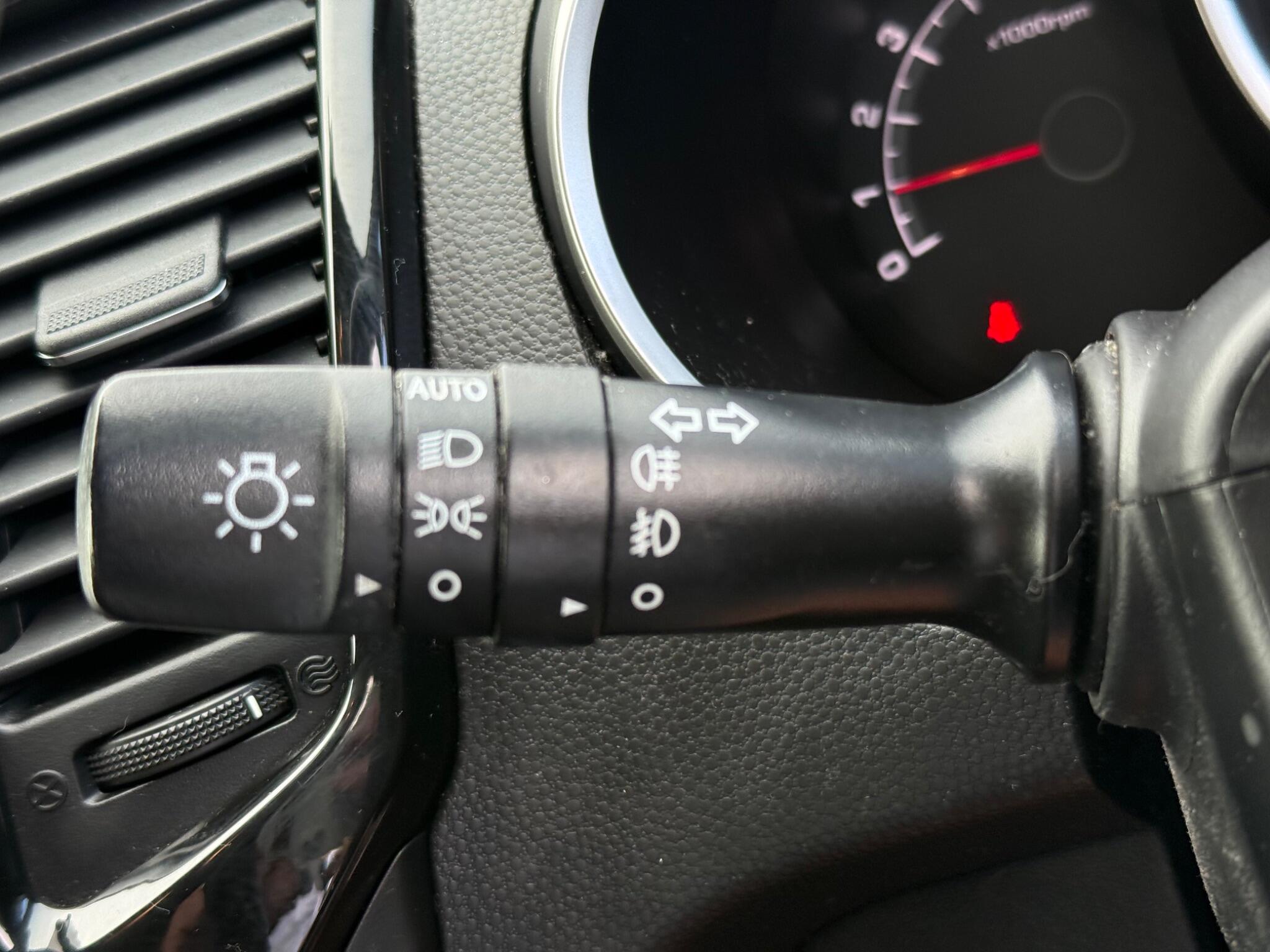 Kia Venga - Image 22