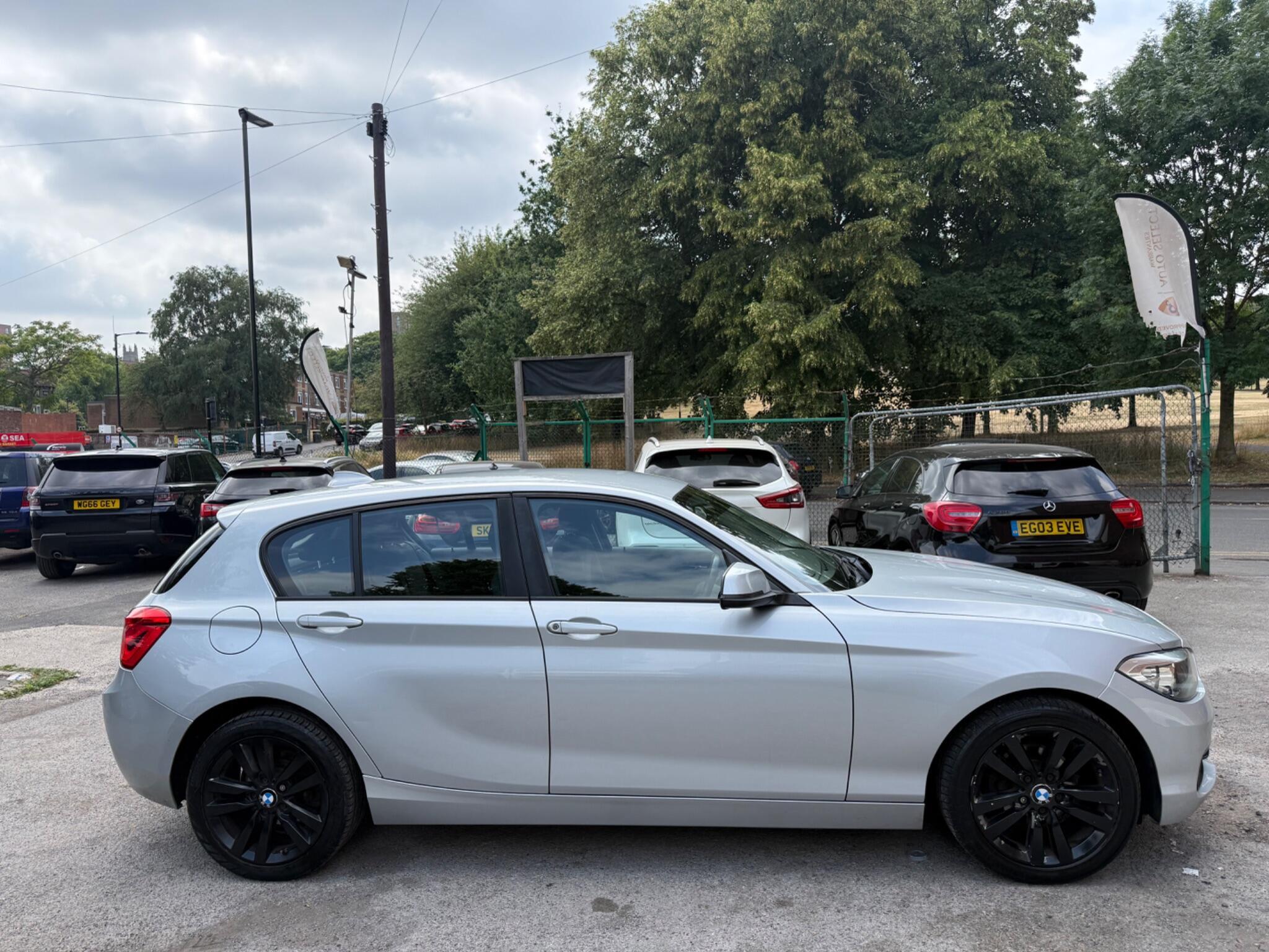 BMW 1 Series - Image 8