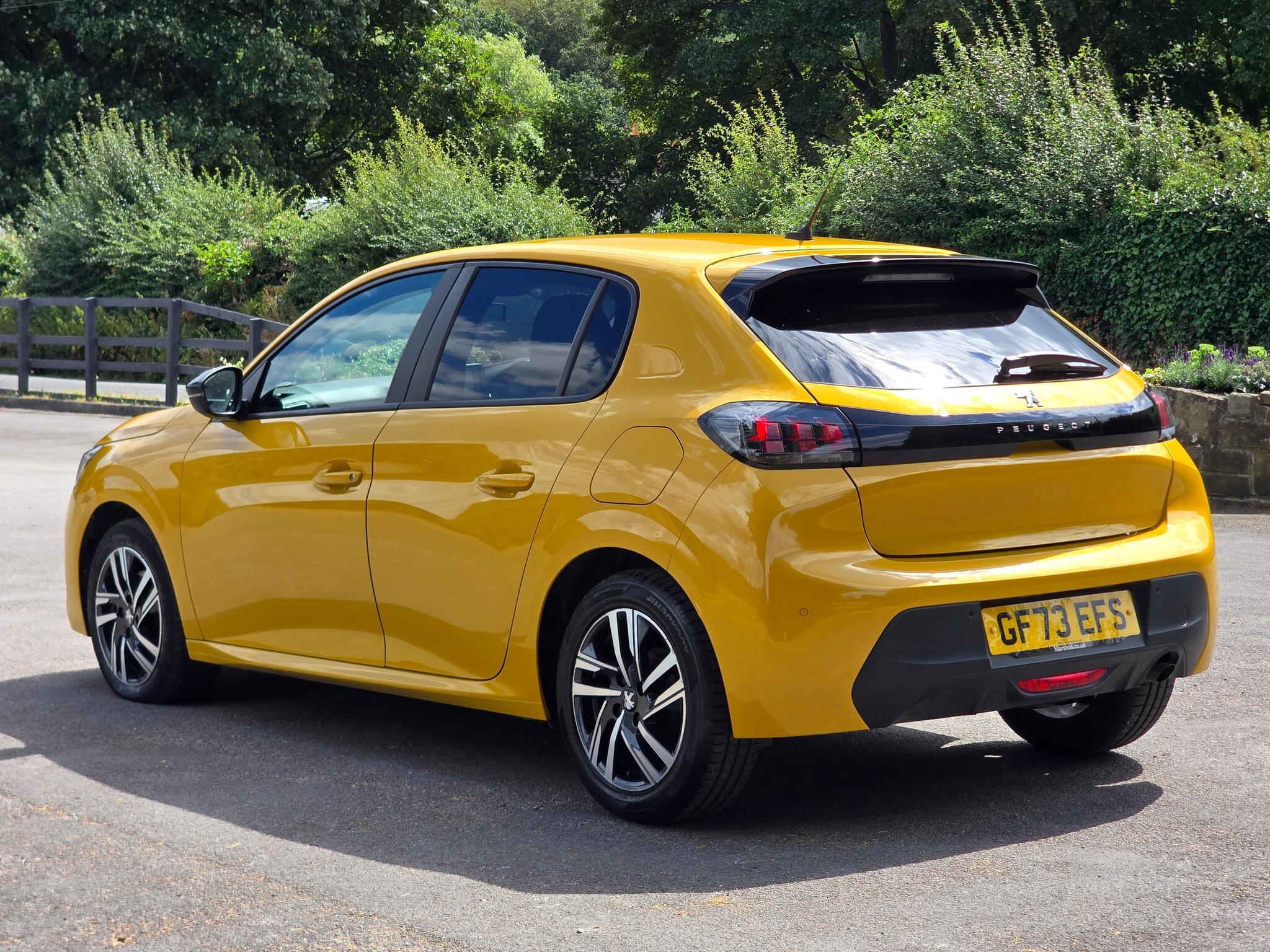 Peugeot 208 - Image 17