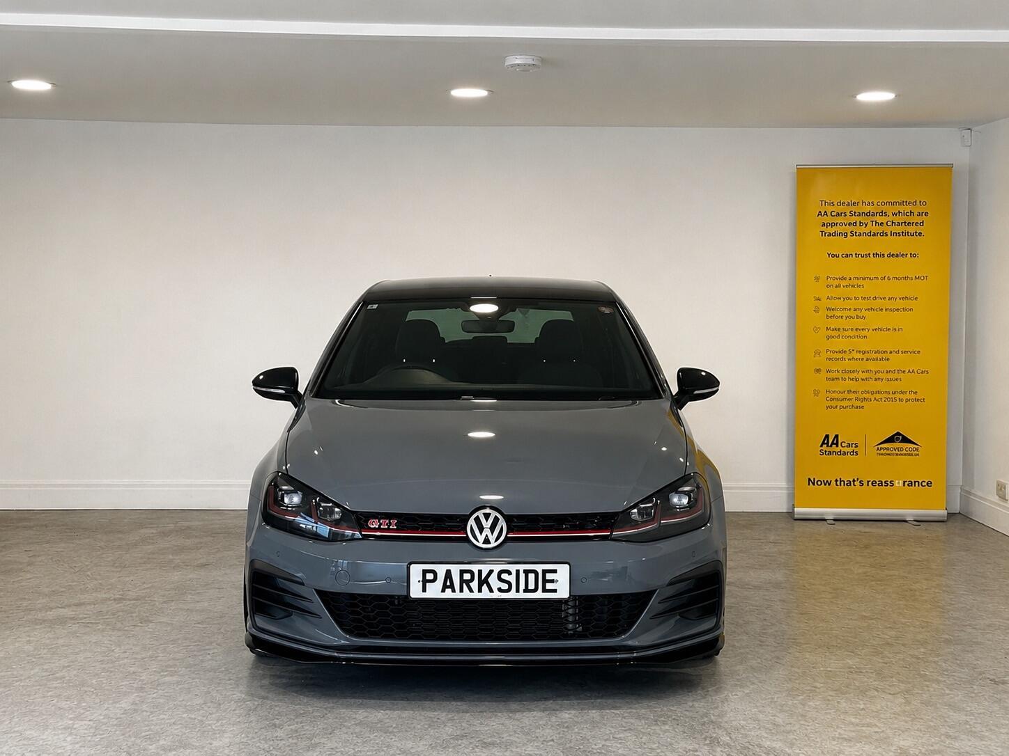 Volkswagen Golf - Image 5