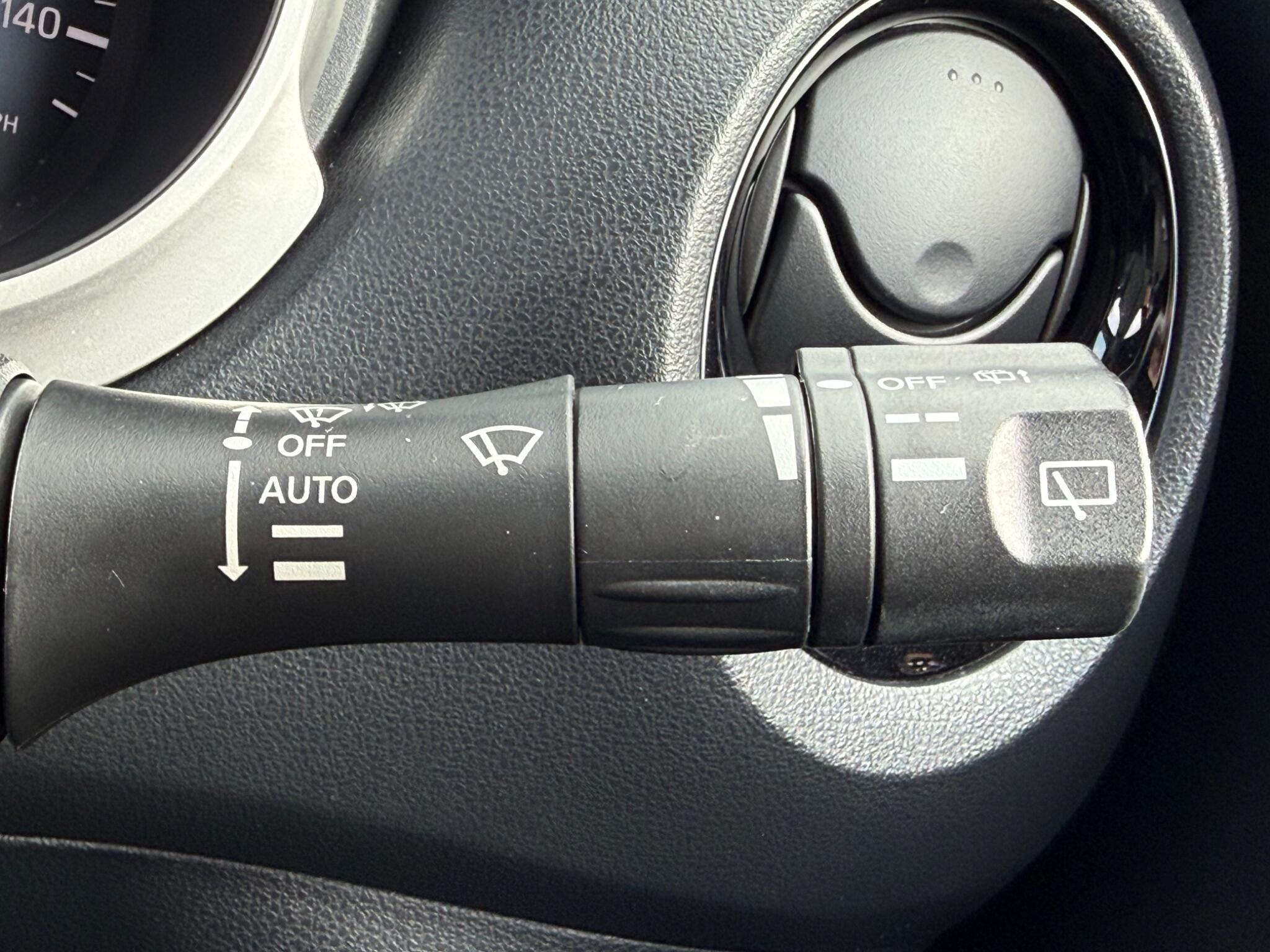 Nissan Juke - Image 30