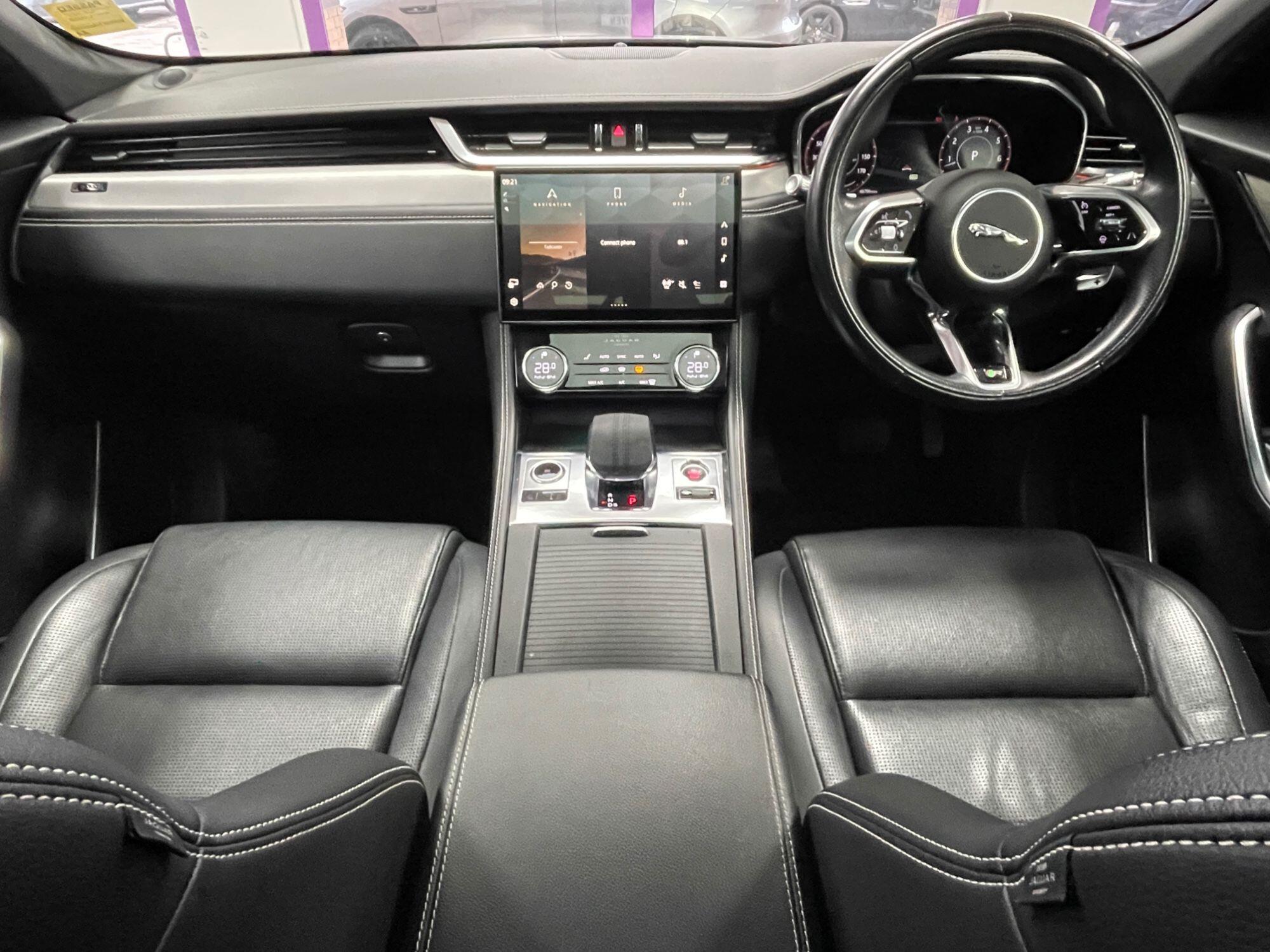 Jaguar F-Pace - Image 3