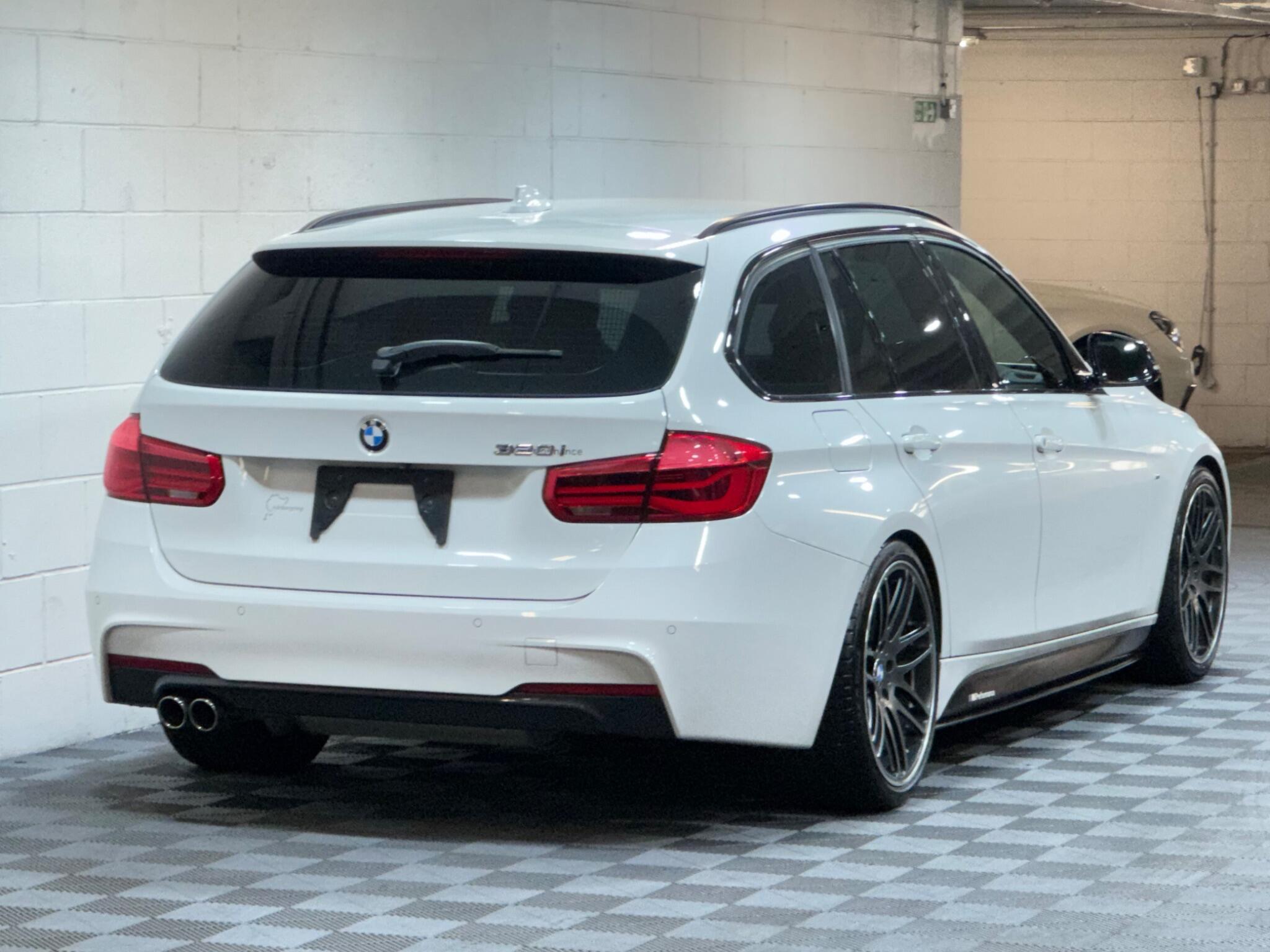 BMW 3 Series - Image 4