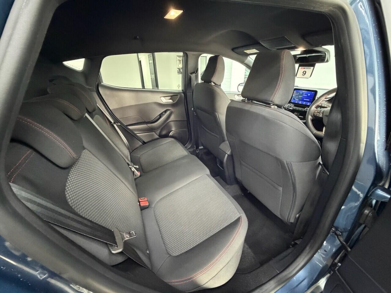 Ford Fiesta - Image 17