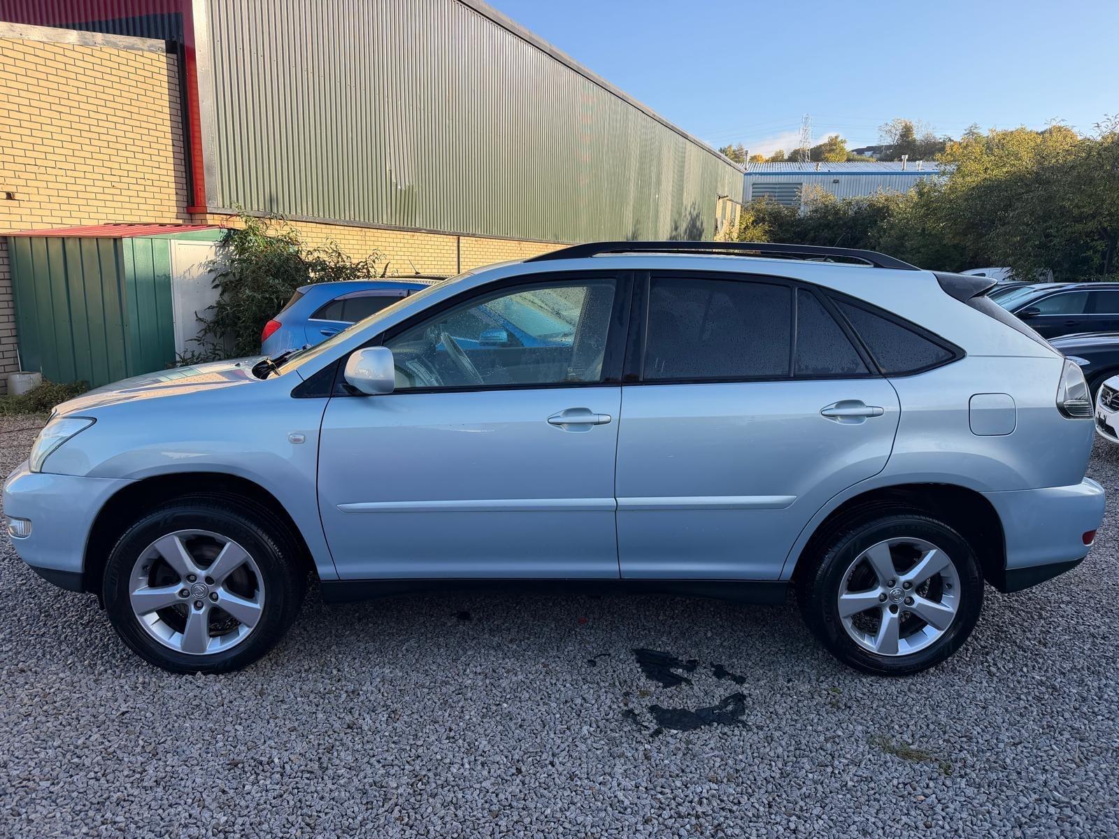 Lexus RX - Image 4