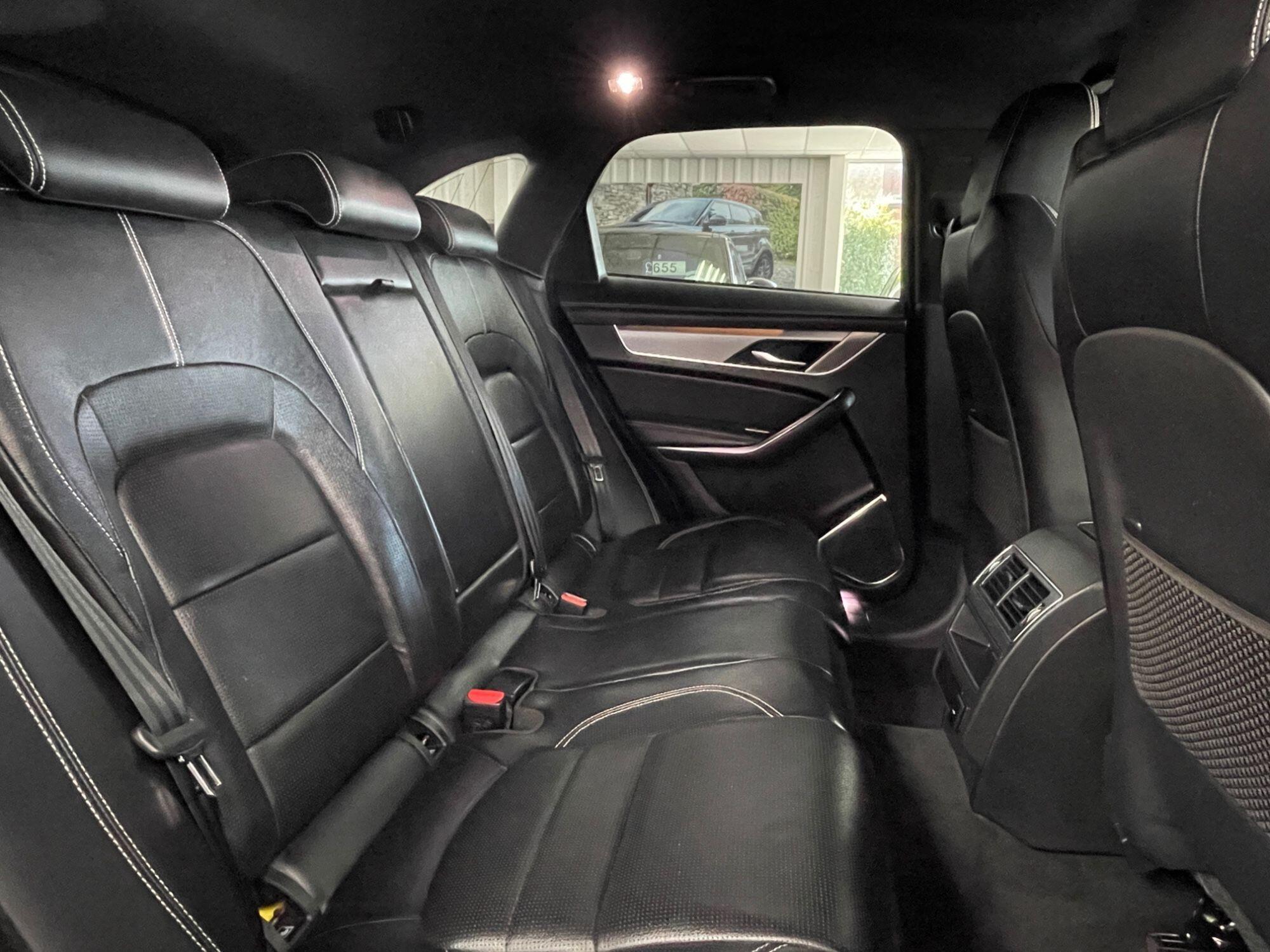 Jaguar F-Pace - Image 29